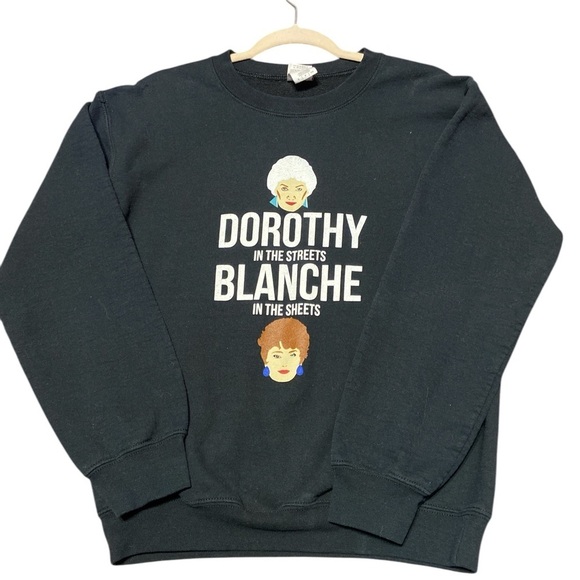 🌑 Golden Girls black sweatshirt 🌑
BIN 30 - Picture 1 of 4